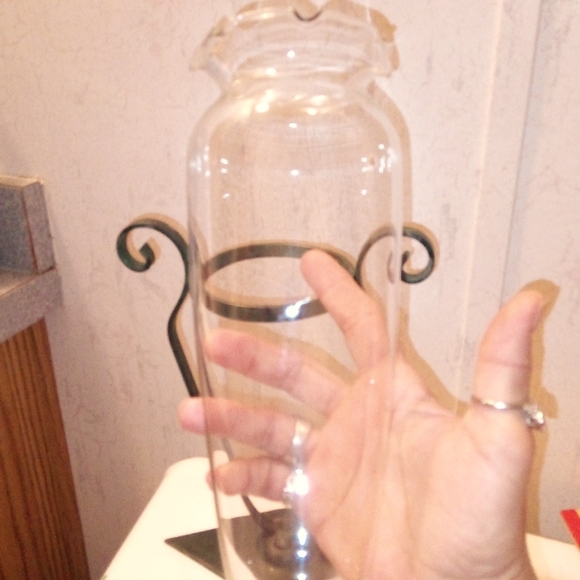 Vintage Wrought Iron Floating Vase Group - Picture 10 of 16